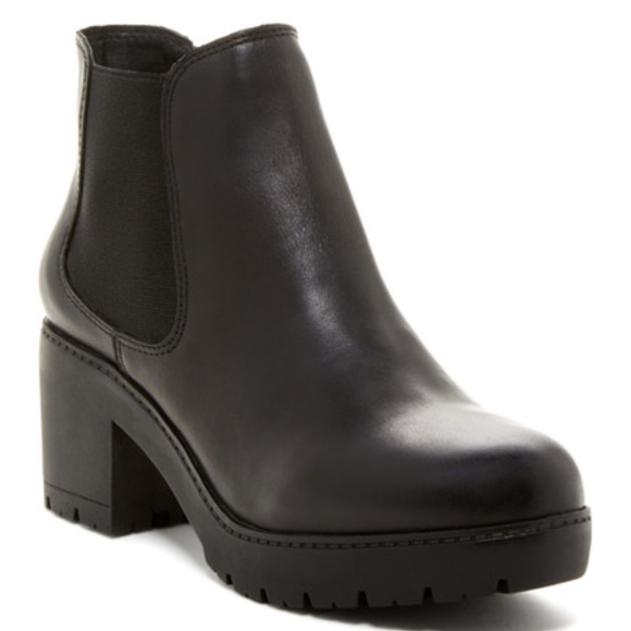 Steve Madden leather booties - Picture 1 of 8